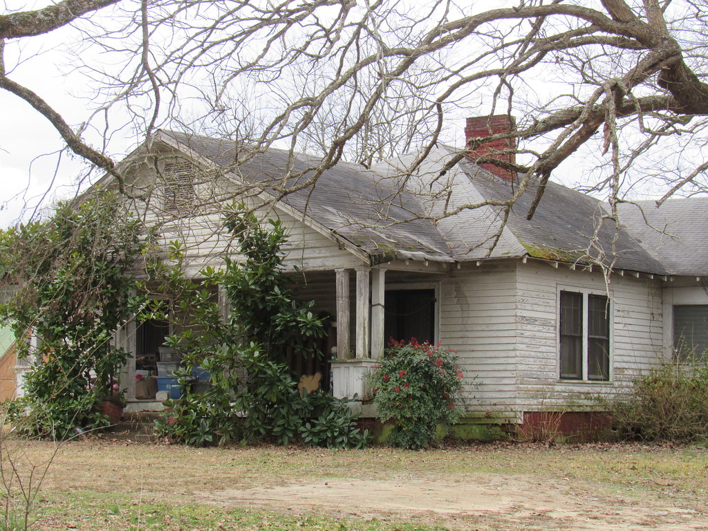 Ugly Houses in the Rio Grande Valley Texas